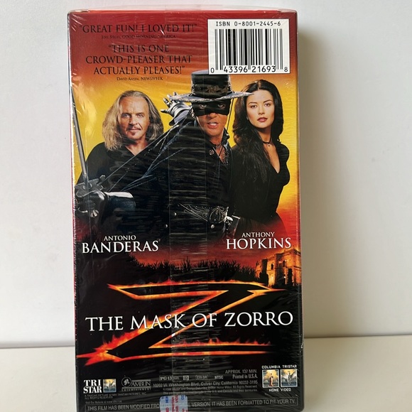 NWT THE MASK IF ZORRO Apx 138 MinutesVHS - Picture 2 of 4